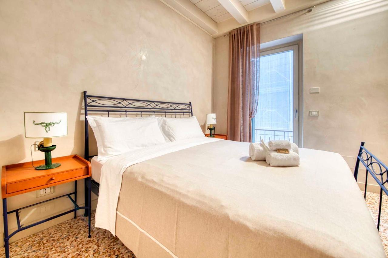 Apartmentsarena - Suite Mercatorum - Piazza Erbe Verona Eksteriør bilde