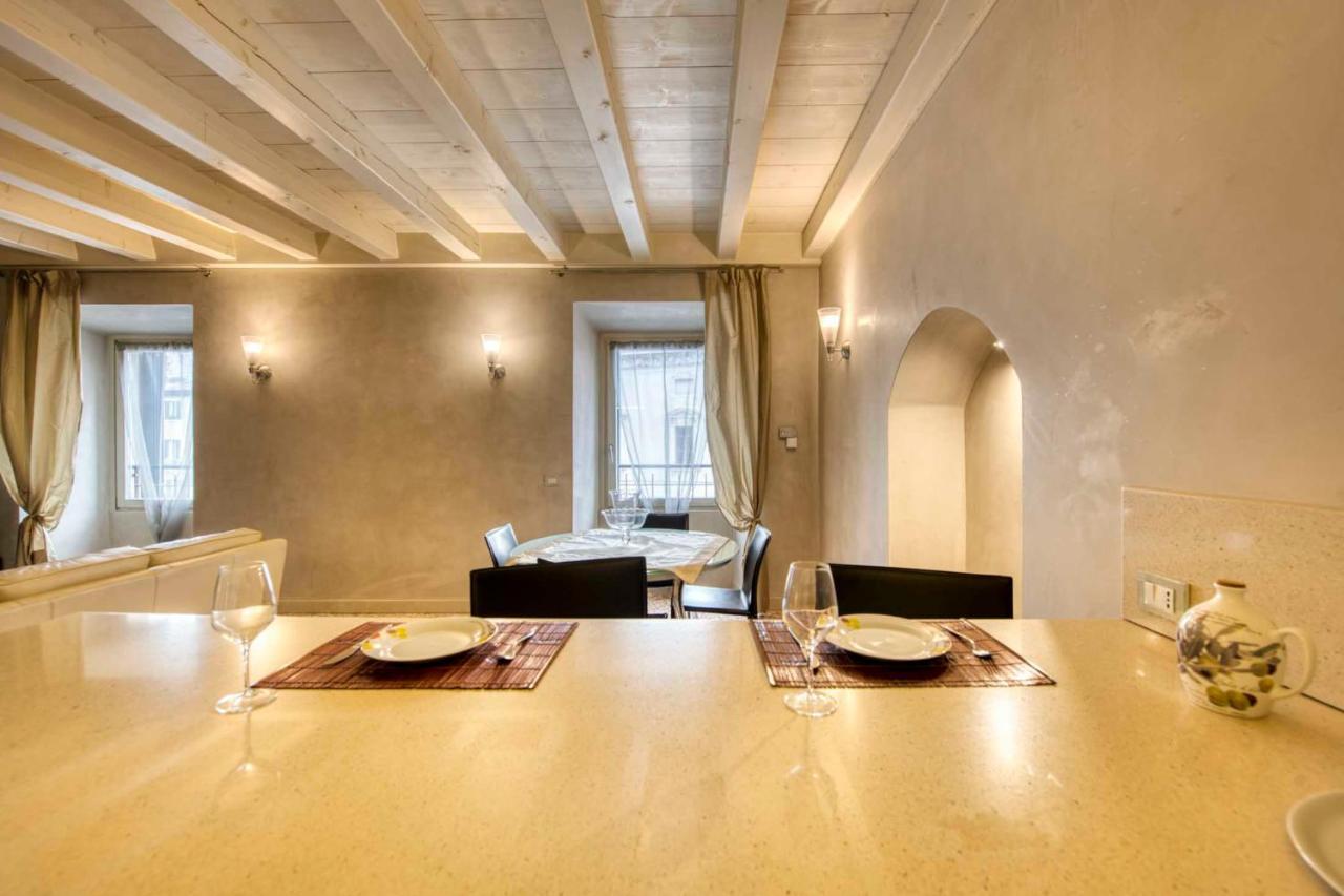 Apartmentsarena - Suite Mercatorum - Piazza Erbe Verona Eksteriør bilde