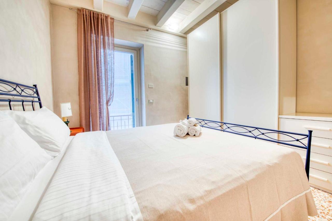 Apartmentsarena - Suite Mercatorum - Piazza Erbe Verona Eksteriør bilde