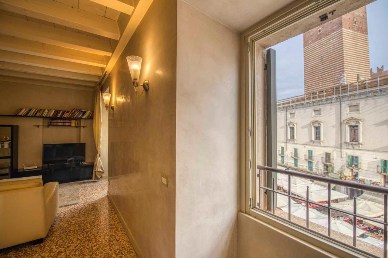 Apartmentsarena - Suite Mercatorum - Piazza Erbe Verona Eksteriør bilde